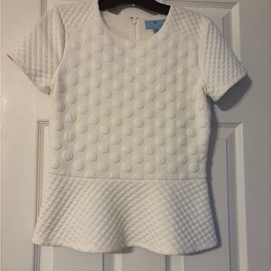 White XS CeCe top in excellent condition.